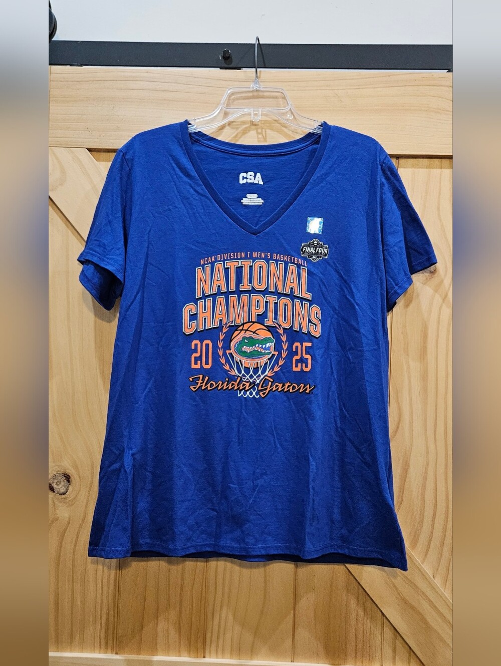 NWOT | CSA Florida Gators National Champions 2025 V-Neck Top | XL